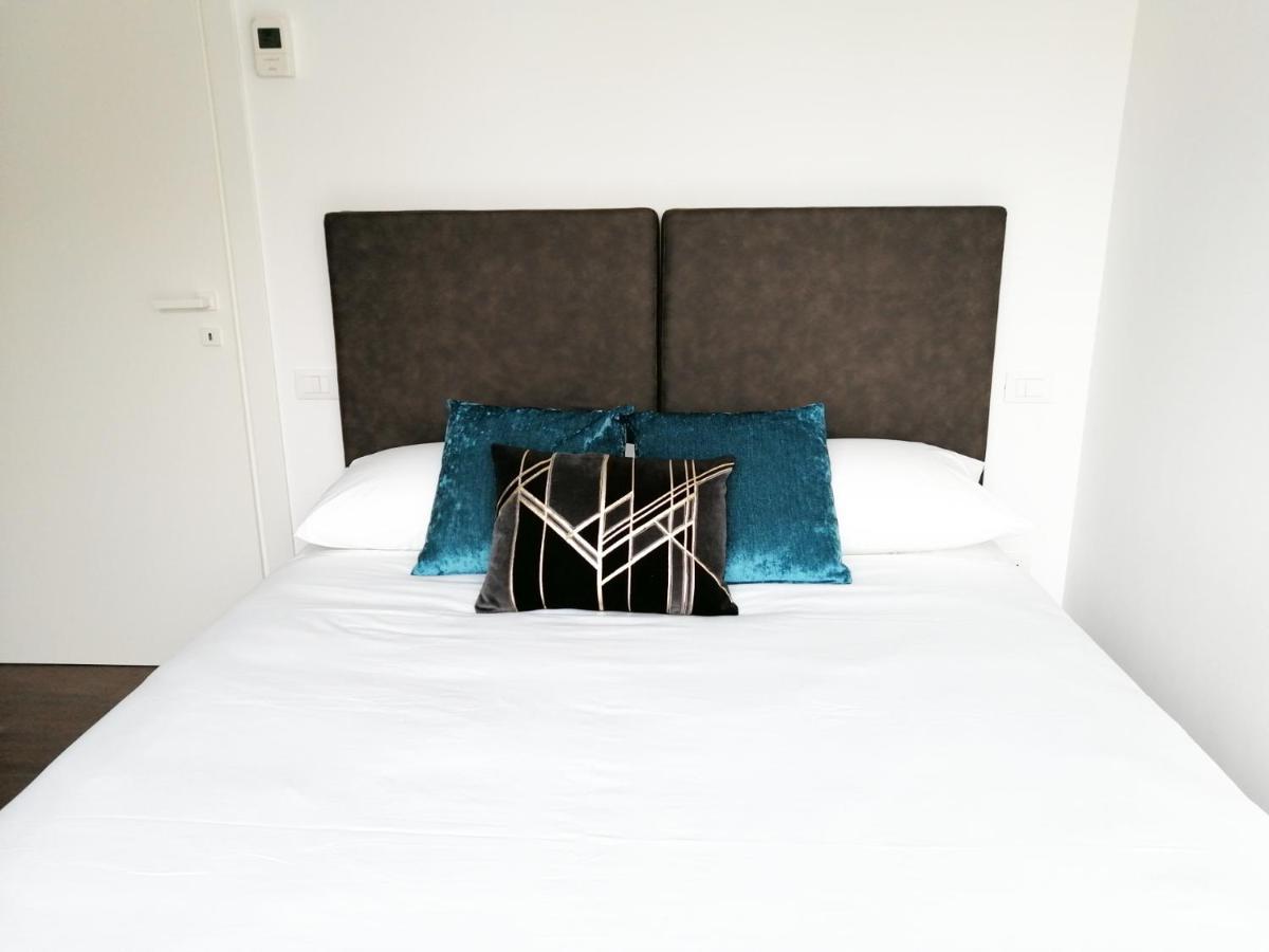 Aria Boutique Apartments Farneti Милано Екстериор снимка