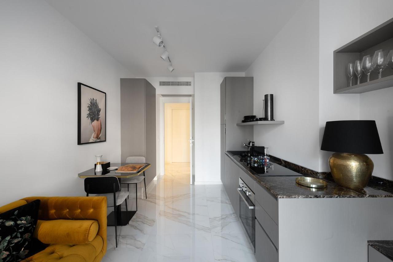 Aria Boutique Apartments Farneti Милано Екстериор снимка